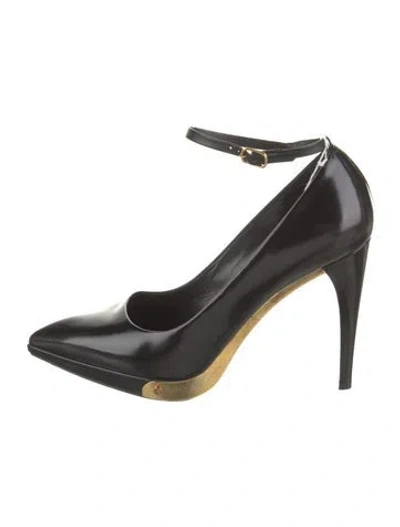 Pre-owned Louis Vuitton Leather Pumps In Black