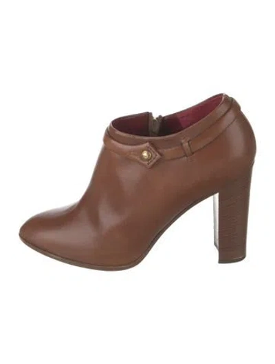 Pre-owned Louis Vuitton Leather Pumps In Brown