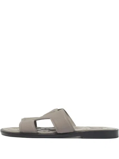 Pre-owned Louis Vuitton Leather Sandals In Neutral