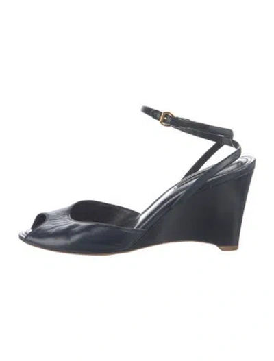 Pre-owned Louis Vuitton Leather Slingback Pumps In Green