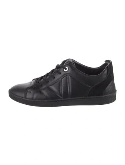 Pre-owned Louis Vuitton Leather Sneakers In Black