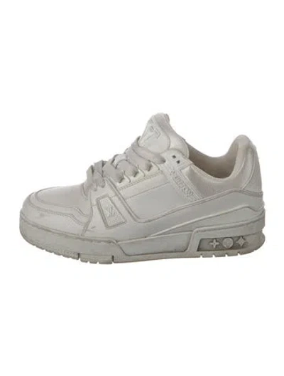 Pre-owned Louis Vuitton Leather Sneakers In White