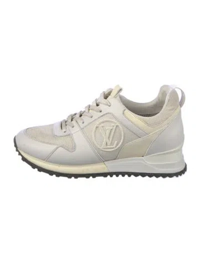 Pre-owned Louis Vuitton Leather Sneakers In White