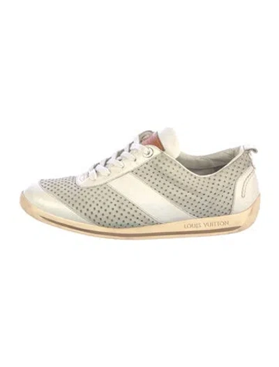 Pre-owned Louis Vuitton Leather Sneakers In White