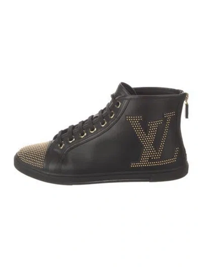 Pre-owned Louis Vuitton Leather Studded Accents Sneakers In Black