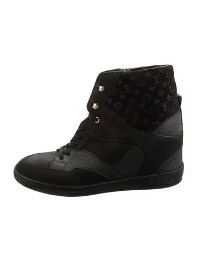 Pre-owned Louis Vuitton Leather Wedge Sneakers In Black