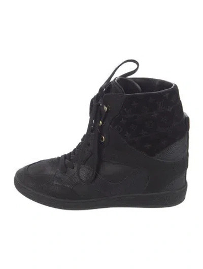 Pre-owned Louis Vuitton Leather Wedge Sneakers In Black