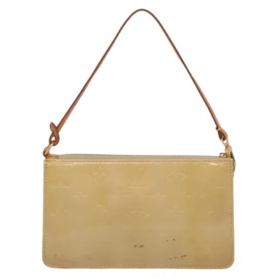 Pre-owned Louis Vuitton Lexington Beige Patent Leather Clutch Bag () In Sand