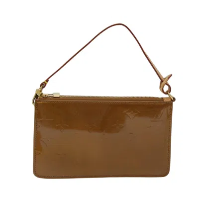 Pre-owned Louis Vuitton Lexington Green Patent Leather Clutch Bag ()