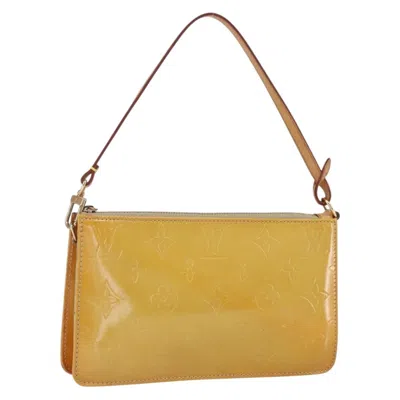 Pre-owned Louis Vuitton Lexington Pochette Monogram Vernis Beige Patent_leather Clutche & Pouche Bag (pre-owne In Sand