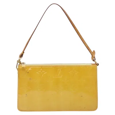 Pre-owned Louis Vuitton Lexington Yellow Patent Leather Clutch Bag ()