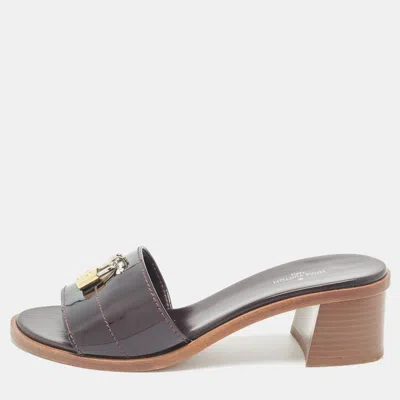 Pre-owned Louis Vuitton Lock It Size 37 Burgundy Patent Leather Block Heel Slide Sandals