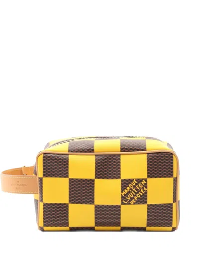 Pre-owned Louis Vuitton Locker Dopp Kit Shoudler Bag In Brown