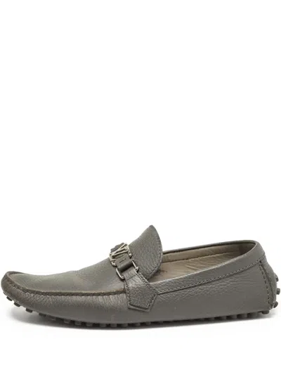 Pre-owned Louis Vuitton Logo-plaque Loafers