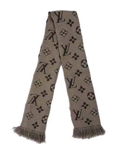Pre-owned Louis Vuitton Logomania Wool Scarf In Gray