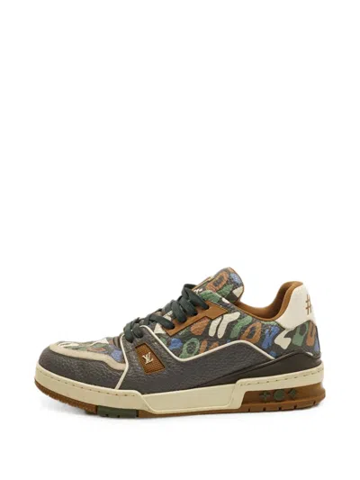 Pre-owned Louis Vuitton Logo-print Sneakers In Grey