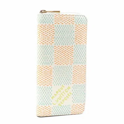 Pre-owned Louis Vuitton Long Wallet (bi-fold) () In White