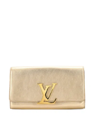 Pre-owned Louis Vuitton Louise Leather Mm Clutch Bag In Gold