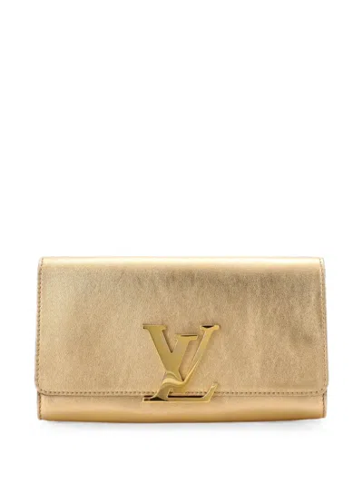 Pre-owned Louis Vuitton Louise Leather Mm Clutch Bag In Gold