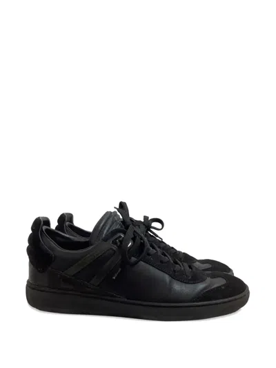 Pre-owned Louis Vuitton Low-top Sneakers In Black