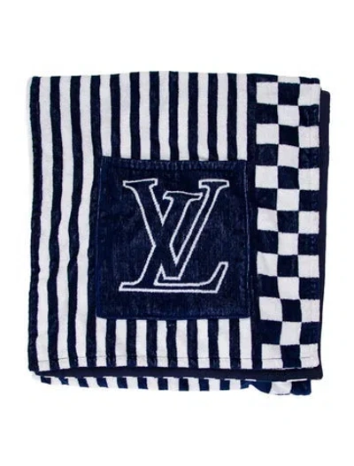 Pre-owned Louis Vuitton Lv Graphical Hooded Beach Towel In Blue