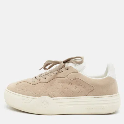 Pre-owned Louis Vuitton Lv Groovy Size 39 Beige/white Monogram Leather And Suede Platform Sneakers