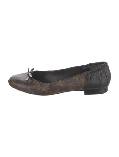 Pre-owned Louis Vuitton Lv Monogram Bow Accents Ballet Flats In Brown