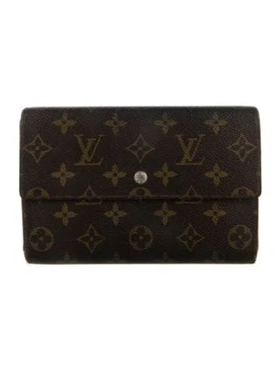 Pre-owned Louis Vuitton Lv Monogram Coated Canvas Compact Wallet In Brown