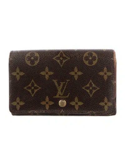 Pre-owned Louis Vuitton Lv Monogram Coated Canvas Trésor Wallet In Brown