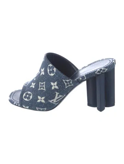 Pre-owned Louis Vuitton Lv Monogram Denim Slides In Blue