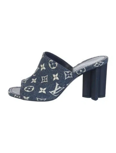 Pre-owned Louis Vuitton Lv Monogram Denim Slides In Blue