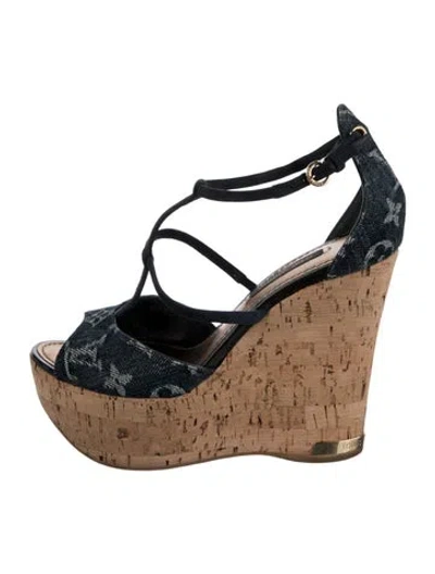 Pre-owned Louis Vuitton Lv Monogram Denim T-strap Pumps In Blue
