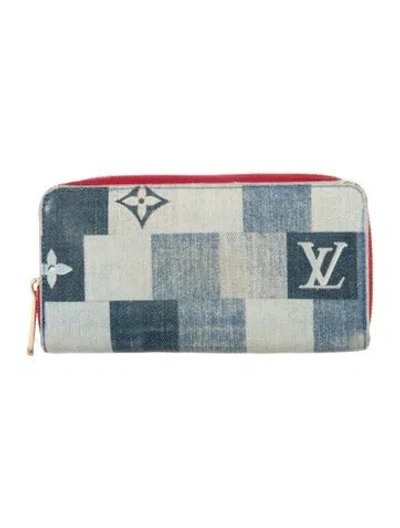 Pre-owned Louis Vuitton Lv Monogram Denim Zippy Wallet In Blue