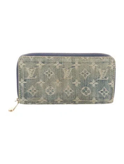 Pre-owned Louis Vuitton Lv Monogram Denim Zippy Wallet In Blue