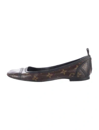 Pre-owned Louis Vuitton Lv Monogram Leather Ballet Flats In Brown