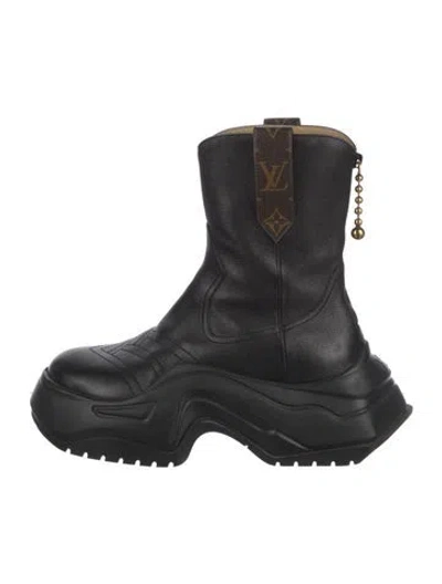 Pre-owned Louis Vuitton Lv Monogram Leather Boots In Black
