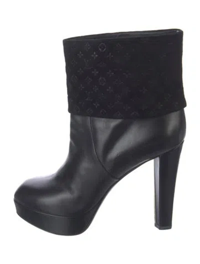 Pre-owned Louis Vuitton Lv Monogram Leather Boots In Black
