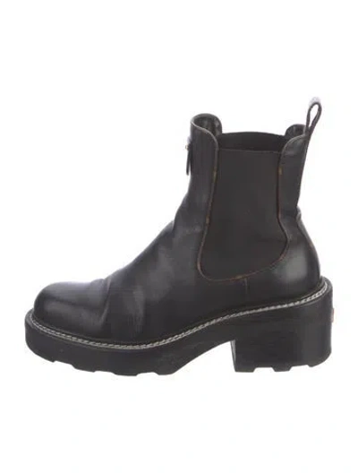 Pre-owned Louis Vuitton Lv Monogram Leather Chelsea Boots In Black