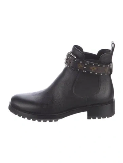 Pre-owned Louis Vuitton Lv Monogram Leather Chelsea Boots In Black