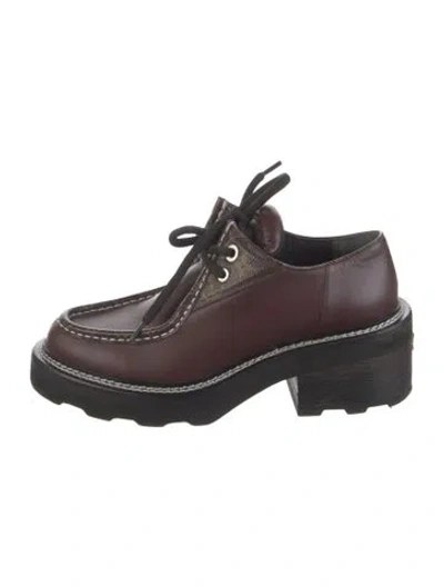 Pre-owned Louis Vuitton Lv Monogram Leather Pumps In Brown