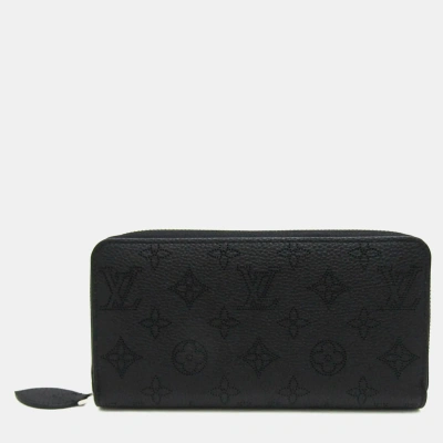 Pre-owned Louis Vuitton Lv Monogram Mahina Leather Zippy Wallet In Black