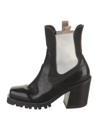 Pre-owned Louis Vuitton Lv Monogram Patent Leather Chelsea Boots In Black