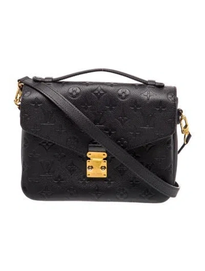 Pre-owned Louis Vuitton Lv Monogram Pochette Métis In Black