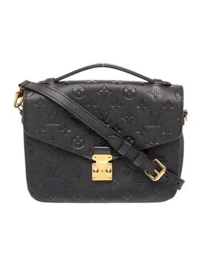 Pre-owned Louis Vuitton Lv Monogram Pochette Métis In Black