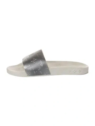Pre-owned Louis Vuitton Lv Monogram Rubber Slides In Metallic/silver