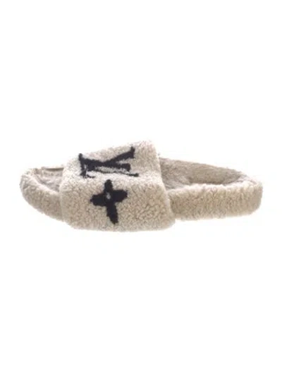 Pre-owned Louis Vuitton Lv Monogram Shearling Espadrilles In Neutral