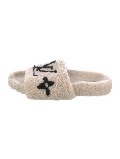 Pre-owned Louis Vuitton Lv Monogram Shearling Slides In Neutral