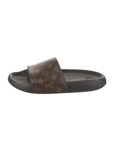 Pre-owned Louis Vuitton Lv Monogram Slides In Brown