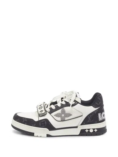 Pre-owned Louis Vuitton Lv Monogram Sneakers In White
