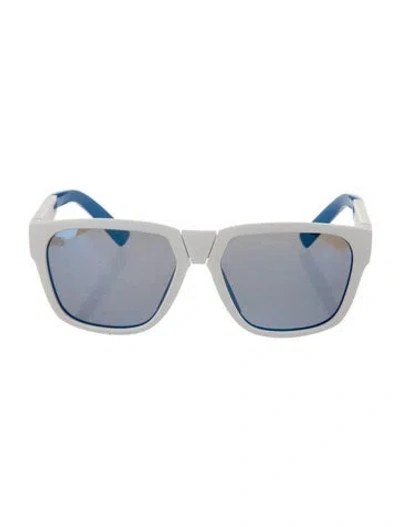 Pre-owned Louis Vuitton Lv Monogram Square Sunglasses In White